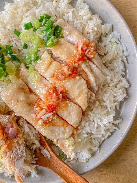   Hainanese Chicken Rice: จะมันนัวขนาดไหนถ้าไก่ล้านเปอร์เซ็นต์และข้าวหอมนวลเหมือนดั่งฝัน?