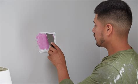 How to Fix Paint Chips on Wall: A Comprehensive Guide to Restoring Your Walls