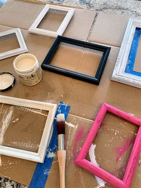 How to Paint Picture Frames: A Brush with Creativity and Chaos