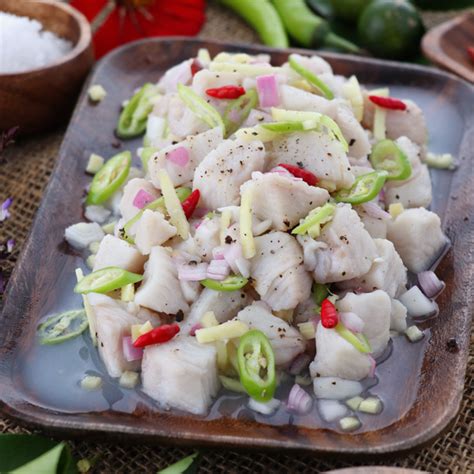  Kinilaw na Isda: An Explosive Tango of Tangy Citrus and Fresh Seafood!