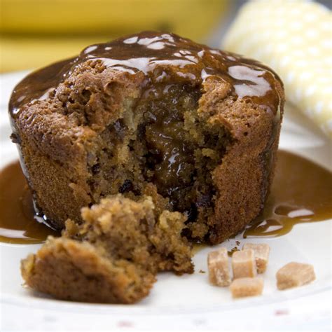  Malva Pudding:  Indulge in Sweet Sticky Goodness Made with Buttery, Rich Layers of Flavor!